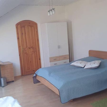 Utulny Apartman Kmetova Кошице Экстерьер фото