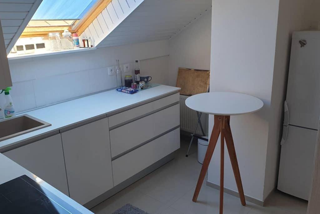Utulny Apartman Kmetova Кошице Экстерьер фото